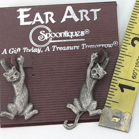 Spoontiques Pewter Cat Post Earrings - Picture 2 of 3